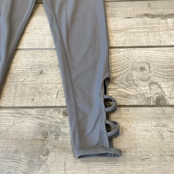 SOLD | Alphalete Gray and Black Cross Set Leggings - Picture 7 of 12